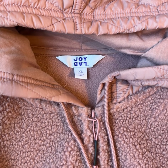 JoyLab Hooded Sherpa Jacket on Size XL - Picture 3 of 10